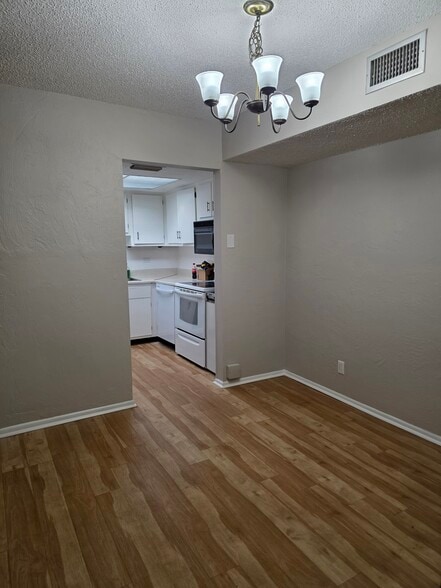 Dining room with view of Kitchen - 2901 26th St W