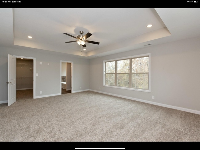 Master bedroom - 1086 Spicer Dr