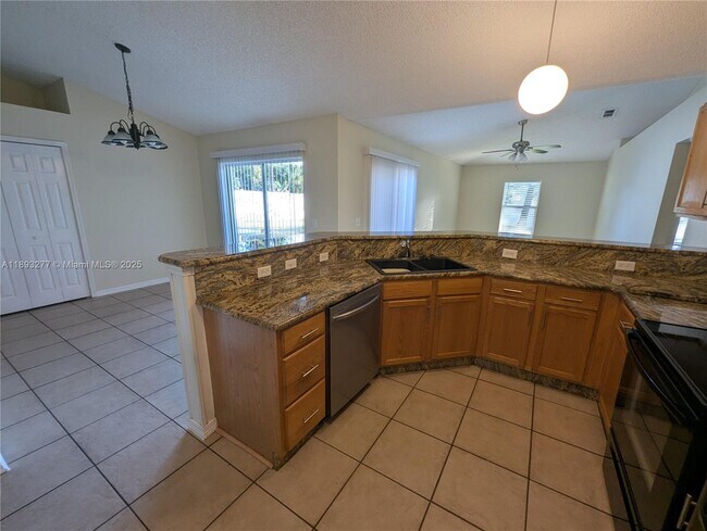 Building Photo - 78 Pine Grove Dr