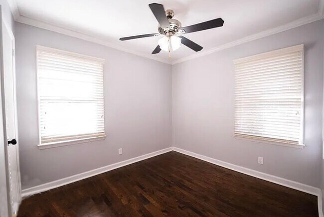 Building Photo - 215 Silver Springs Cir SW