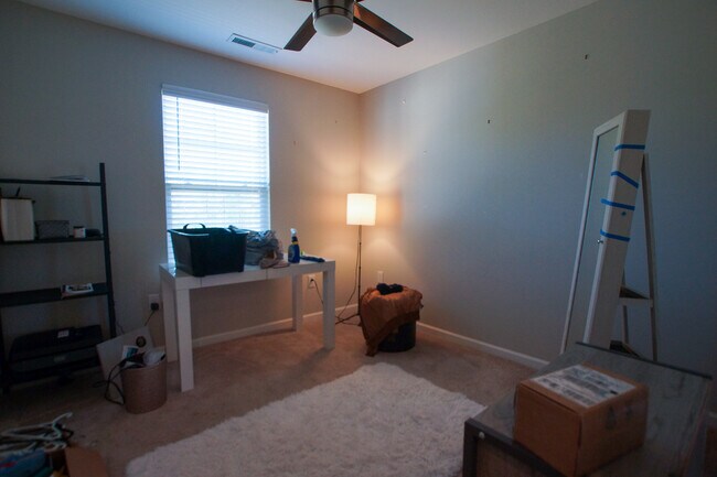 Building Photo - 930 Dalton Ridge Pl