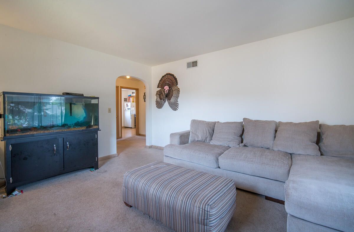 Building Photo - 7936 W Becher St