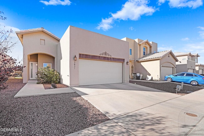 Building Photo - 3637 Grand Cayman Ln