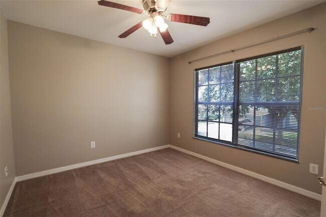 Building Photo - 9018 Pinebreeze Dr