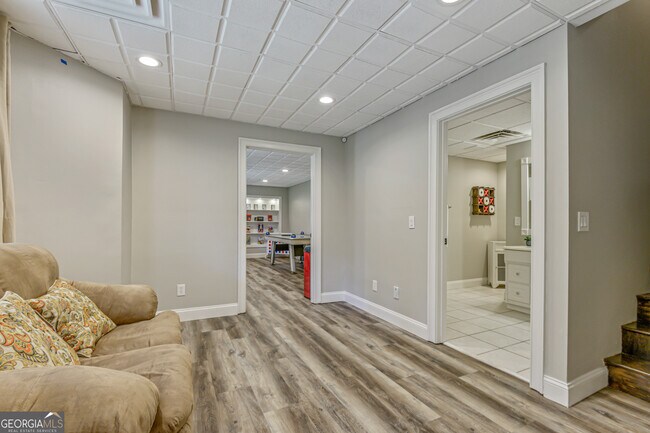 Building Photo - 10 Bridlewood Ct