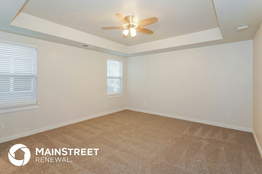 Building Photo - 315 Whisper Wood Wy