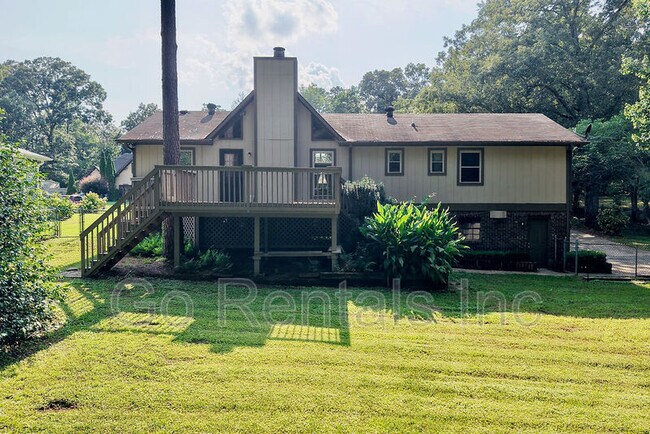 Building Photo - 122 Old Spanish Trail