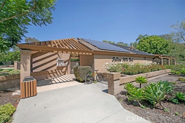 Building Photo - 25732 Weston Dr