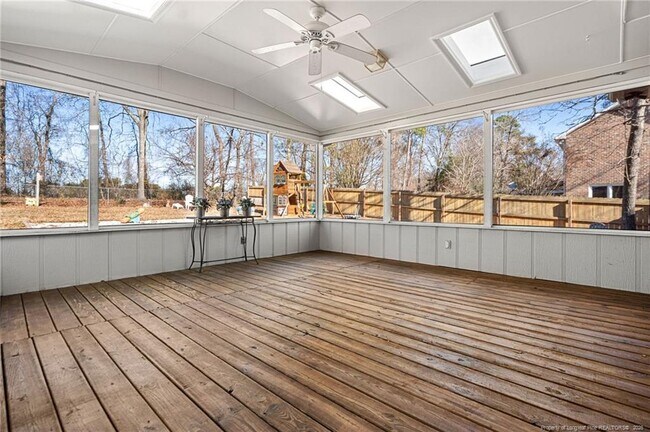 Building Photo - 2482 Celtic Dr