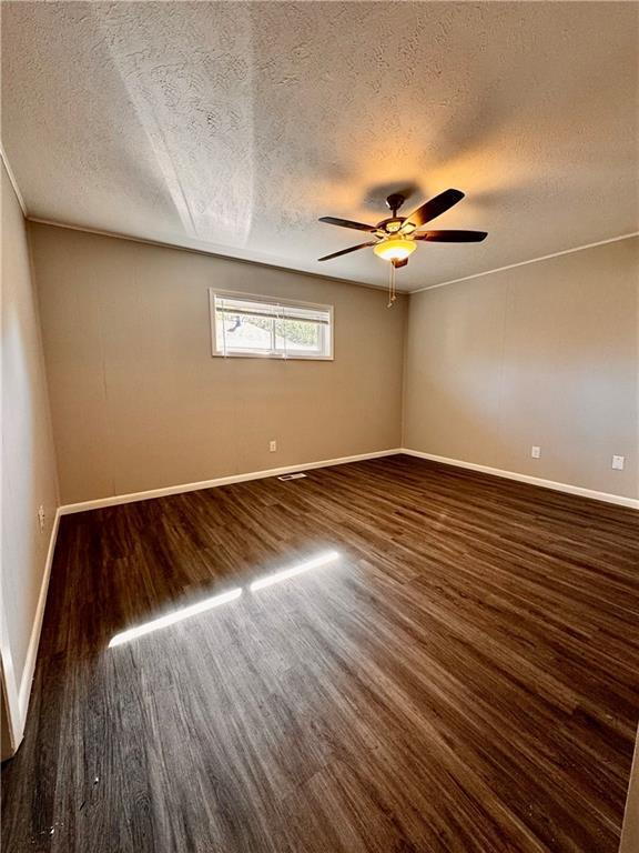 Building Photo - 14895 Dutchman Dr.