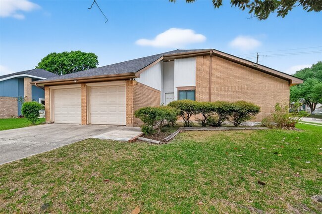 Building Photo - 319 Richvale Ln