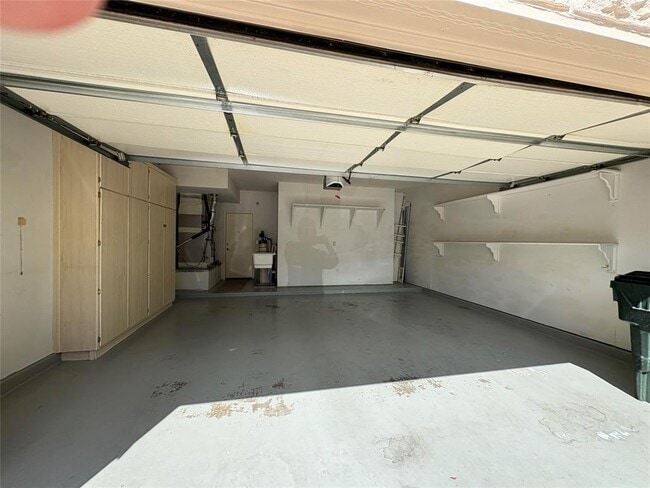 Building Photo - 297 Whispering Wind Dr