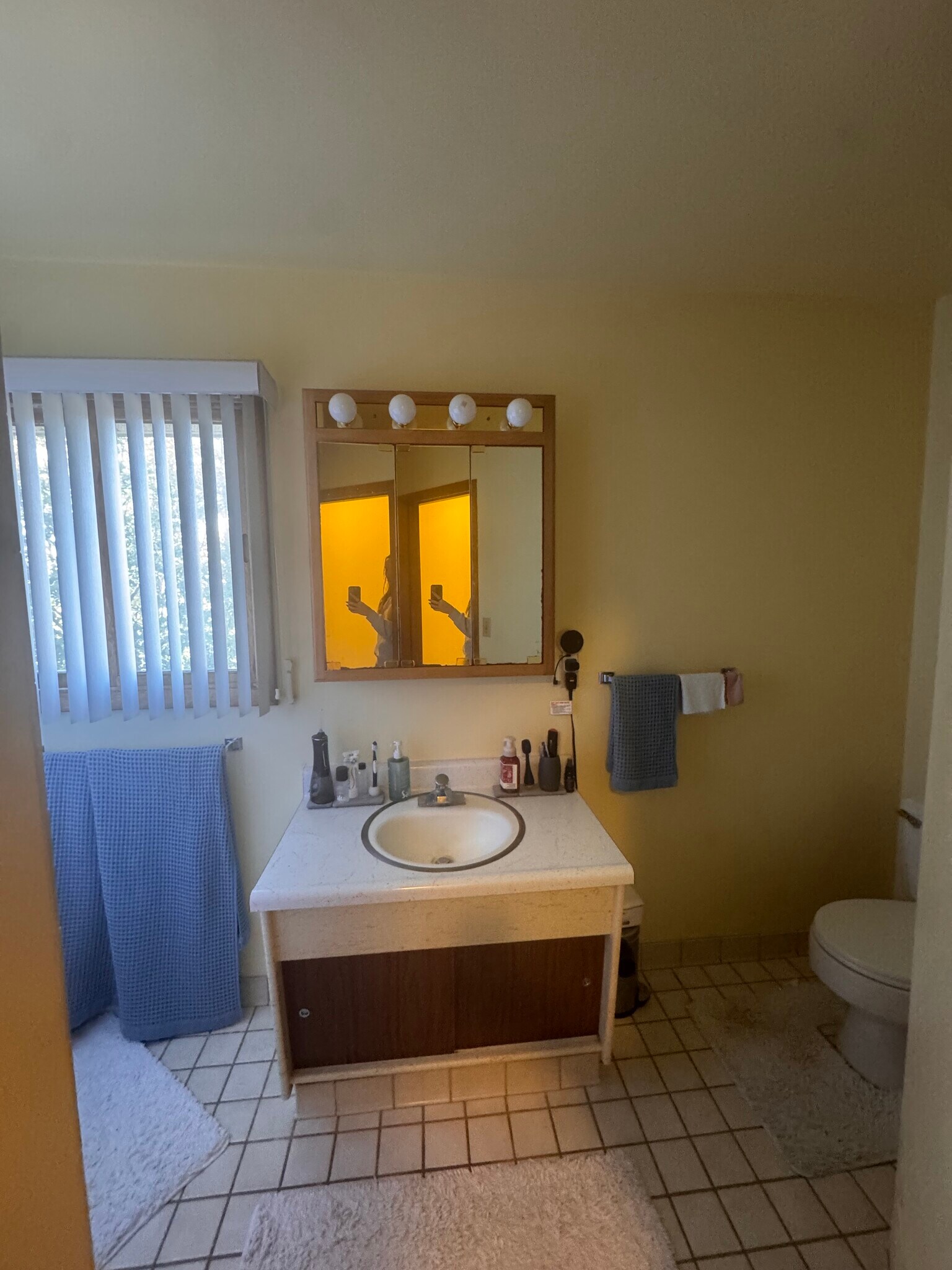 Building Photo - 2108 Campbell Rd