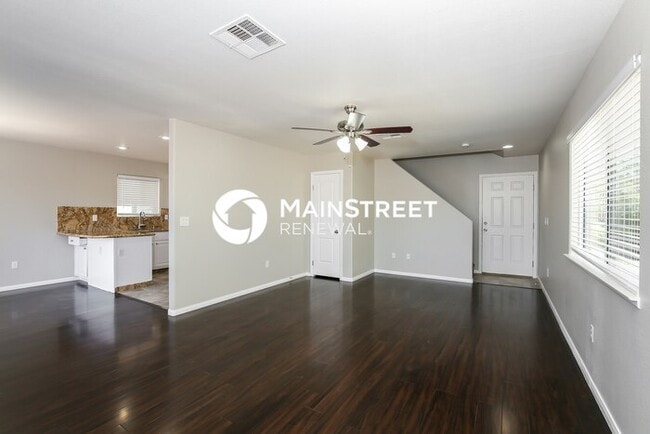 Building Photo - 3 Bedroom Pet-Friendly Home in Henderson, NV with Main Street Renewal