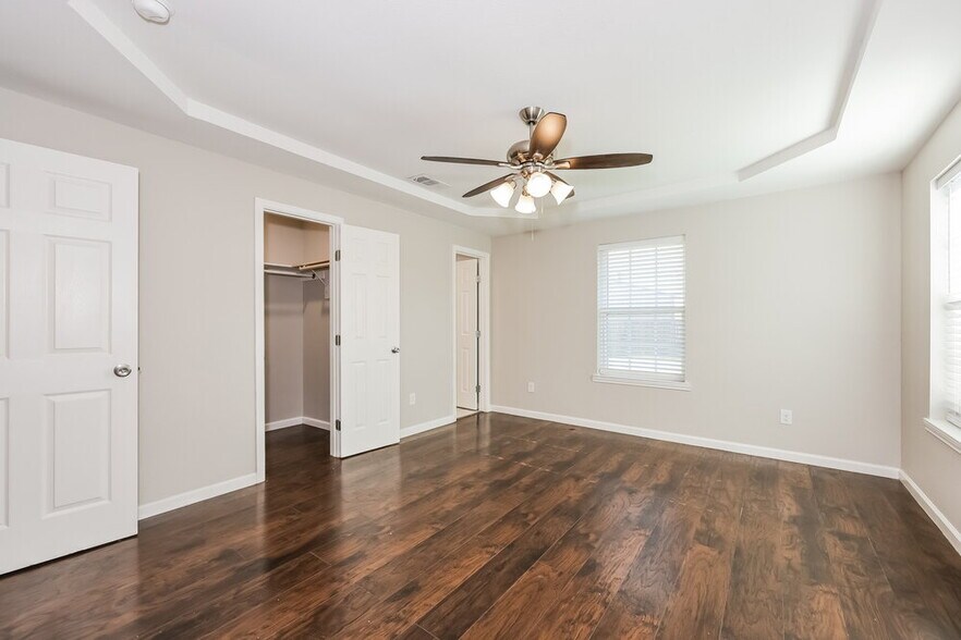 Building Photo - 808 Quinette Dr