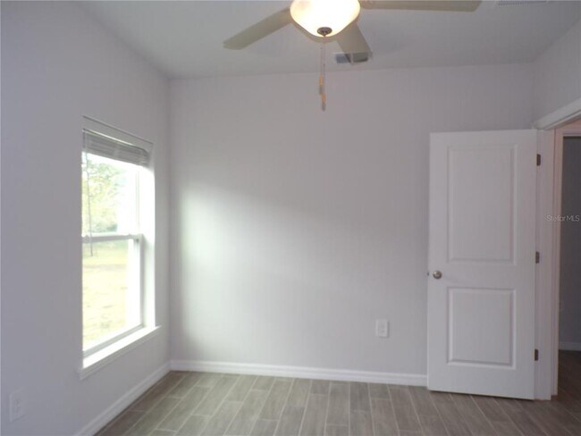 Building Photo - 25442 Colon Dr