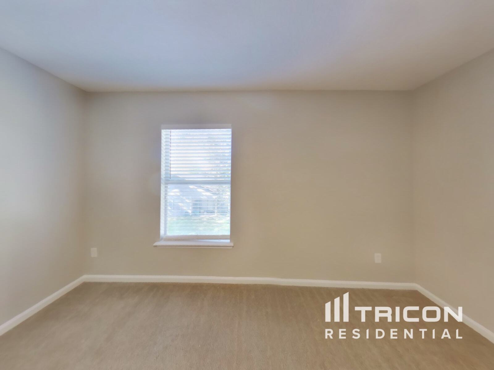 Building Photo - 10818 Birchard Ln