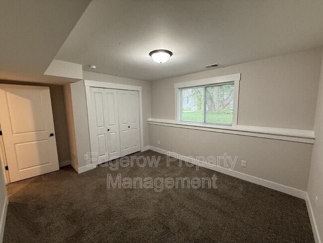 Building Photo - 765 68th St SE