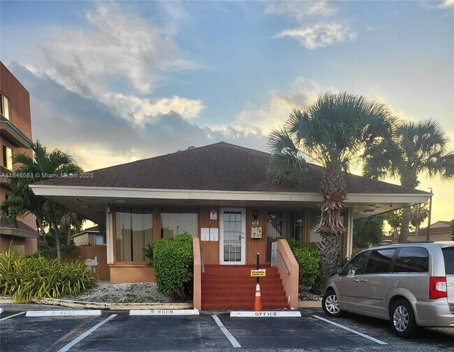 Building Photo - 17500 NW 68th Ave