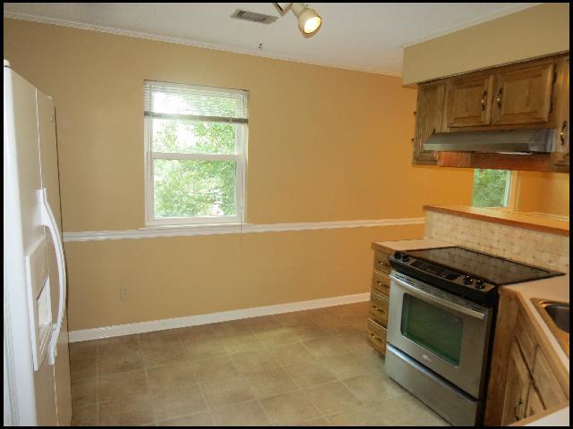 Building Photo - 12 Cedar Point Ct