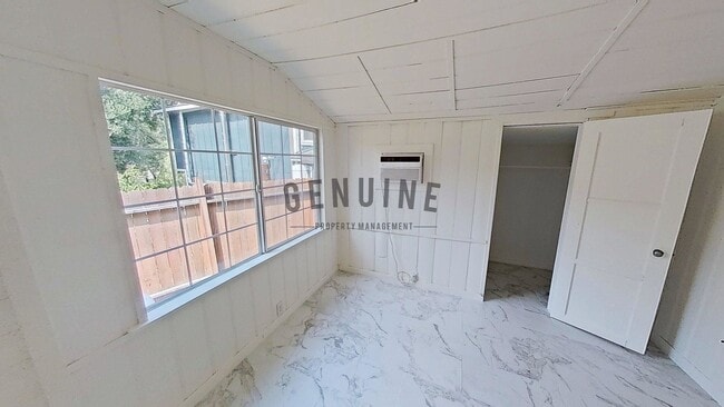 Building Photo - Adorable 2Bd 2Ba Home in Silverado Canyon