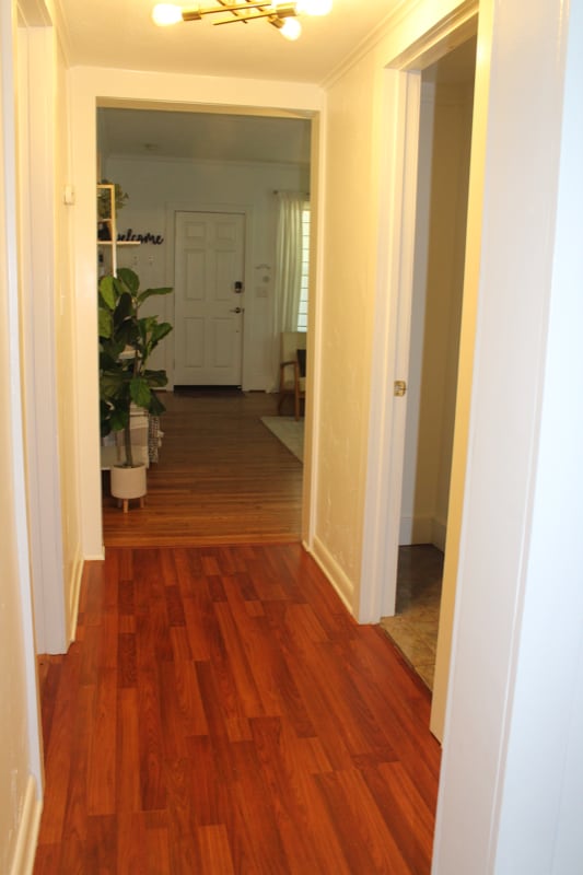 Building Photo - 117 W Poplar St