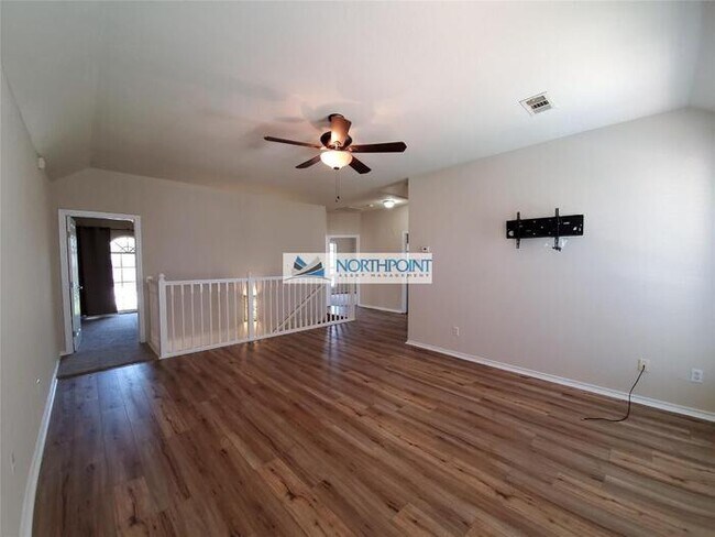 Building Photo - Stunning corner lot home with beautiful pool and upgrades throughout.