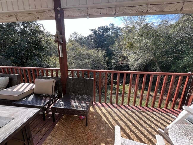 Building Photo - 1098 Forest Lake Terrace