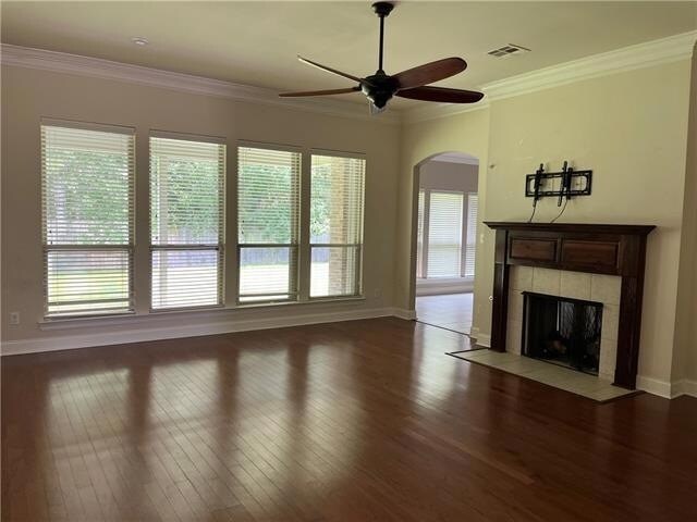 Building Photo - 552 English Oak Dr