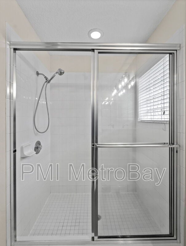 Building Photo - 1424 Firewheel Dr