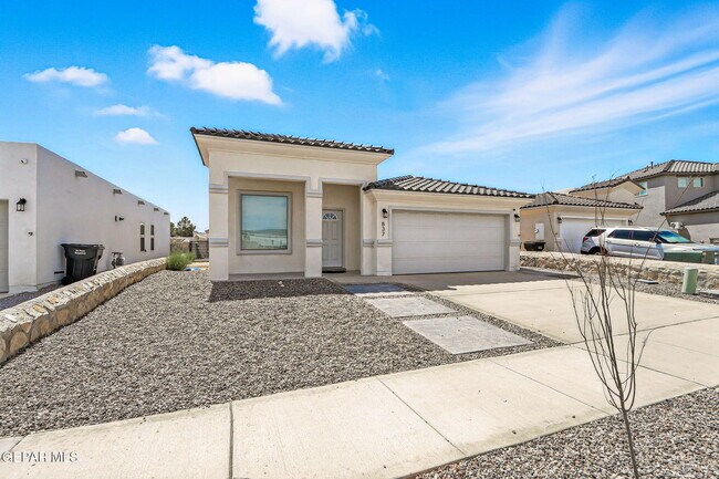 Building Photo - 837 Paseo Drusy Pl