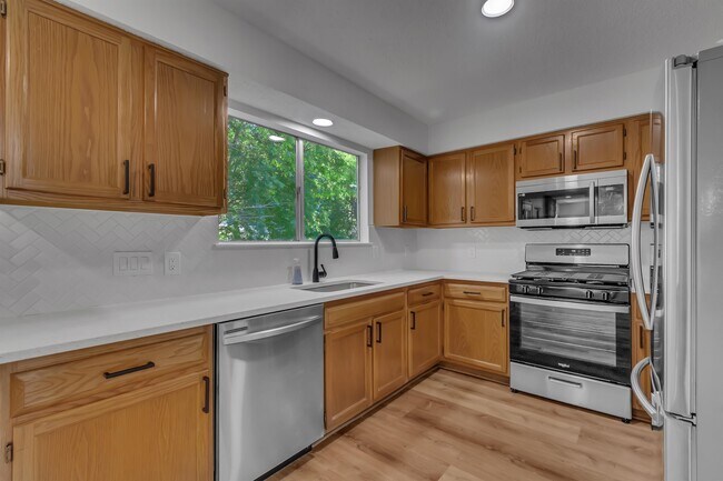 Building Photo - 8800 Dandelion Trail