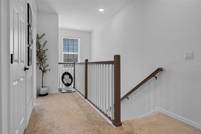 Building Photo - 1859 Is Vlg Wy