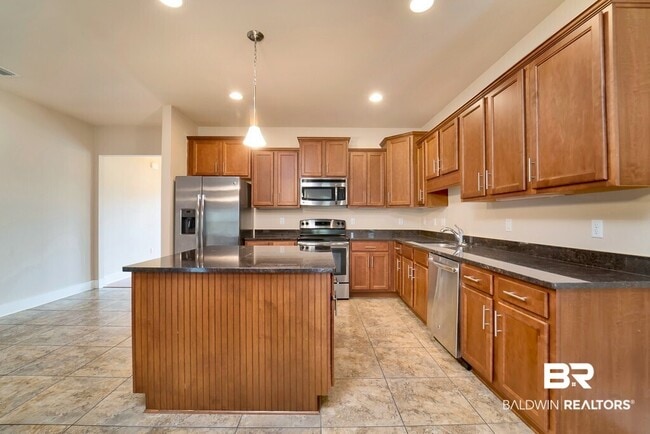 Building Photo - 9879 Volterra Ave