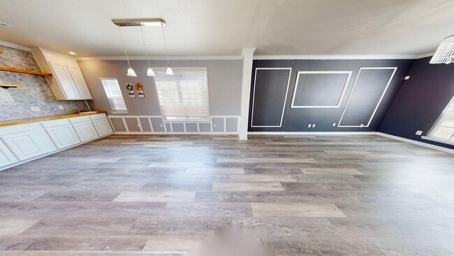 Building Photo - 701 Black Hills Trail