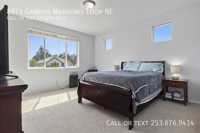 Building Photo - 8971 Campus Meadows Loop NE