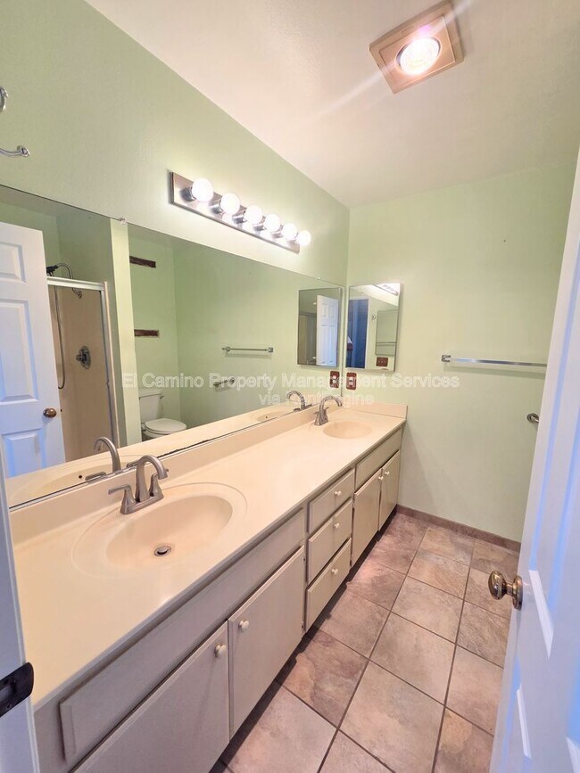 Building Photo - 8901 Serapis Ave