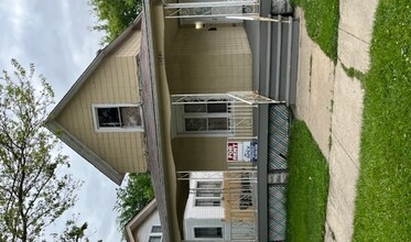 Building Photo - 13841 Forest Ave