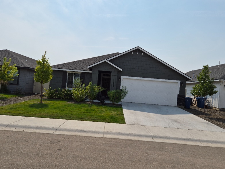 Primary Photo - 11649 W Skyhaven St