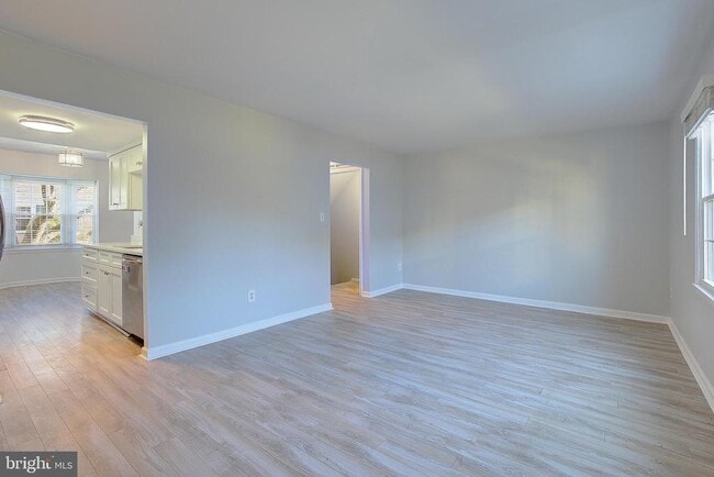 Building Photo - 1844 Sharwood Pl