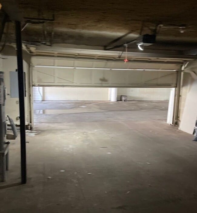 Building Photo - 2019 Place Rebecca Ln