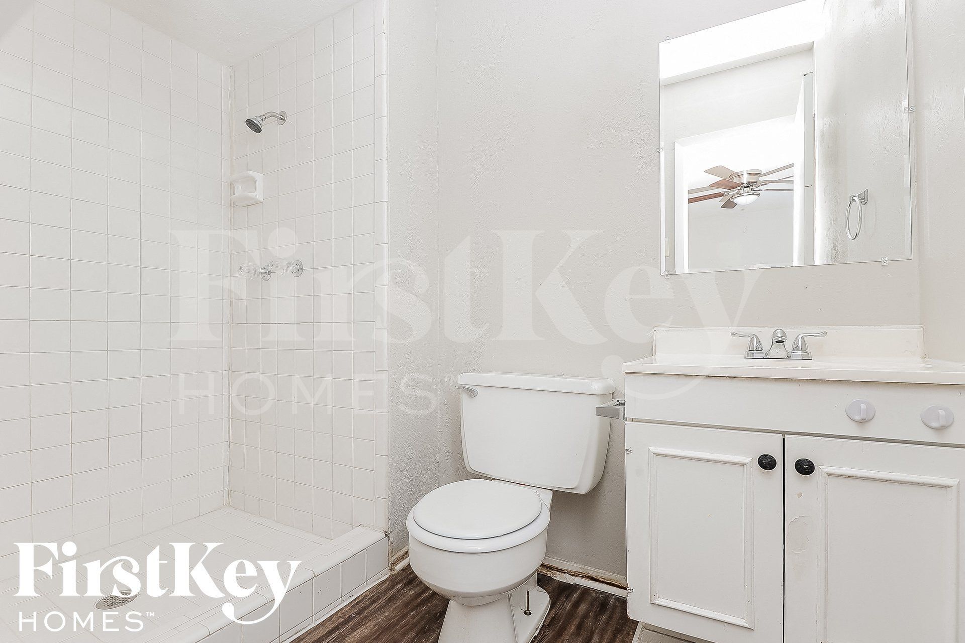 Building Photo - 2202 Lockwood Dr