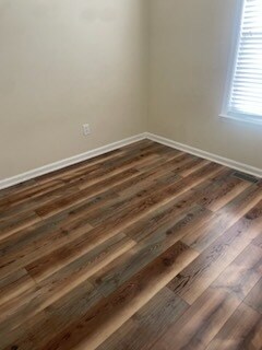 Building Photo - 3 Sweetland Ct