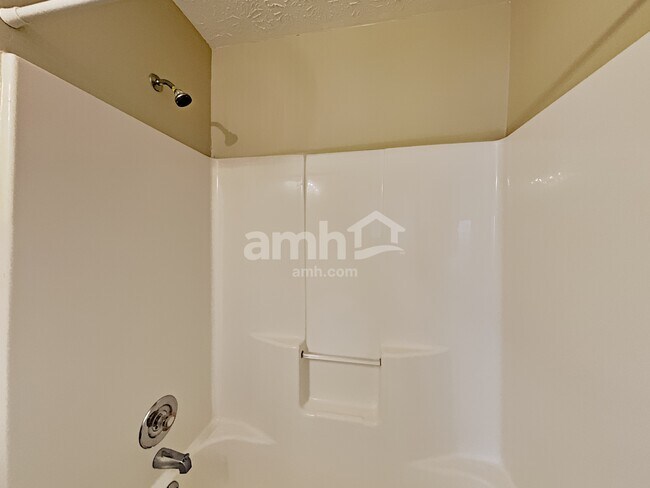 Building Photo - 3271 Avensong Village Cir