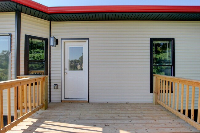 Building Photo - 112 Ted's Trail