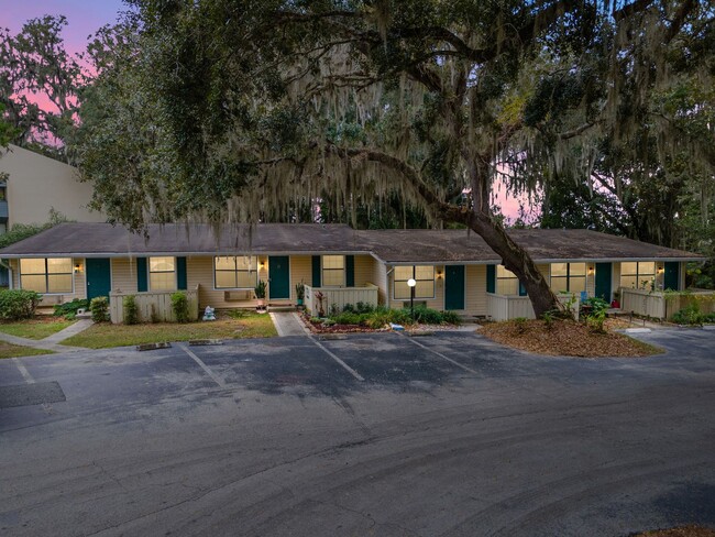 Primary Photo - 1 Bed / 1 Bath in SW Gainesville