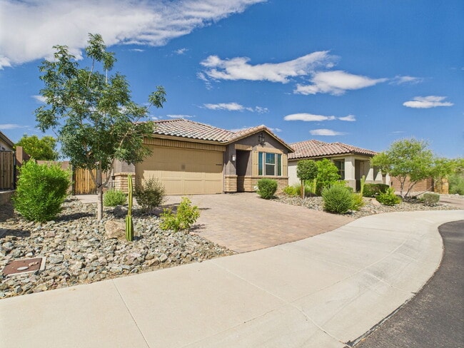 Building Photo - Resort Style Living in Estrella Mountain Ranch