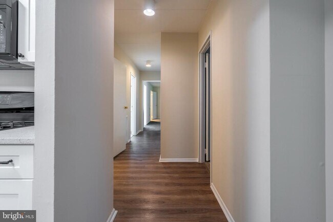 Building Photo - 501 N Bethlehem Pike