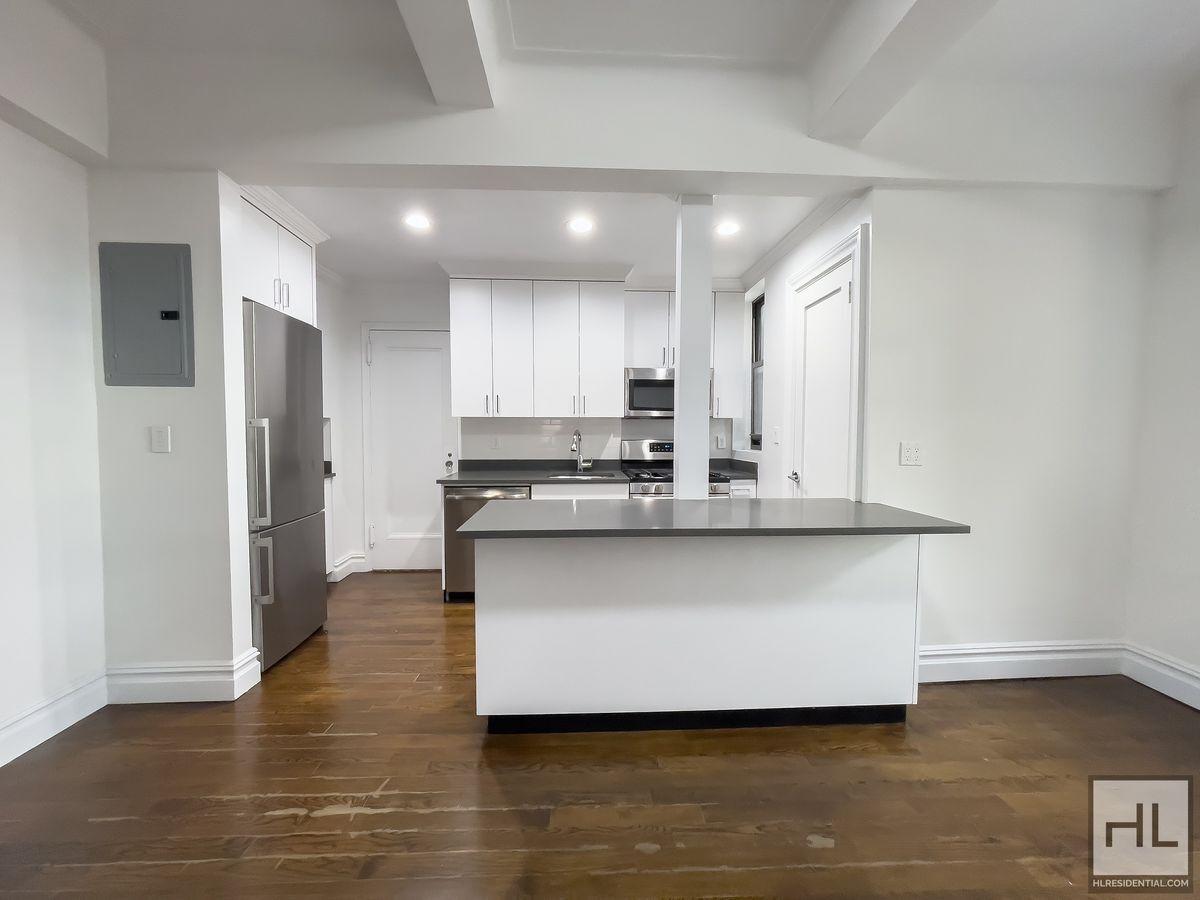 Building Photo - WEST 68 STREET