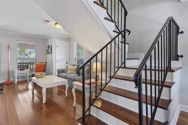 Building Photo - 1317 Beards Cove Dr